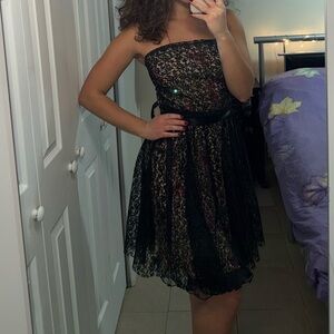 Elegant Black Lace Strapless Midi Dress